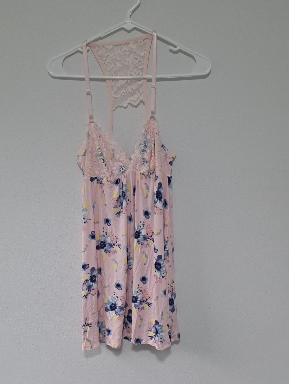 NWT Jessica Simpson Chemise